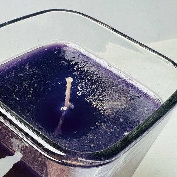 Aromatique Freesia Peach Candle 9 oz in Glass Decorative Cube with Gift Box - Picture 6 of 6